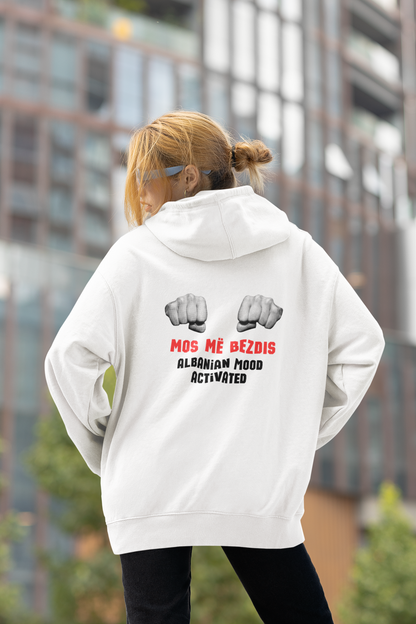 Oversized Hoodie "Mos Më Bezdis"