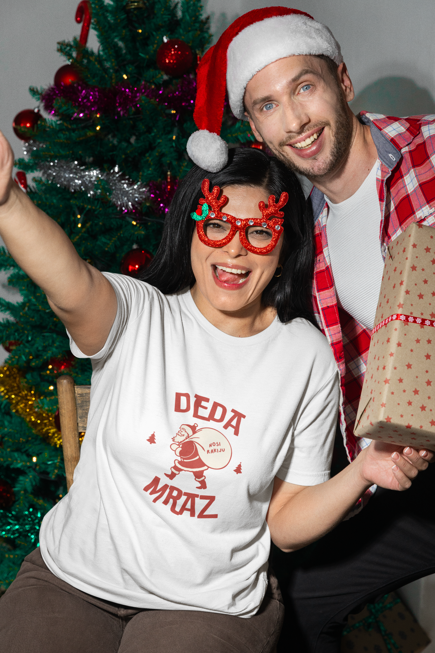 Damen T-Shirt "Deda Mraz nosi Rakiju"