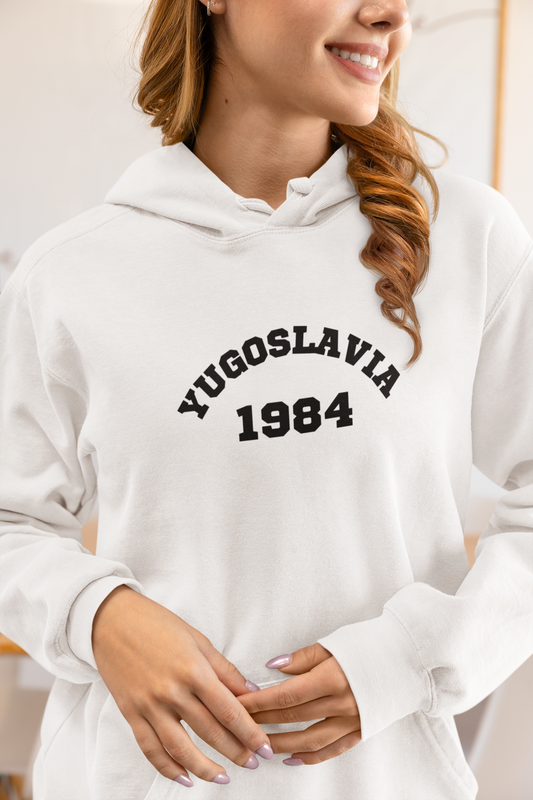 Premium Hoodie „Yugoslavia 1984“ – Retro Balkan Hoodie mit Geschichte