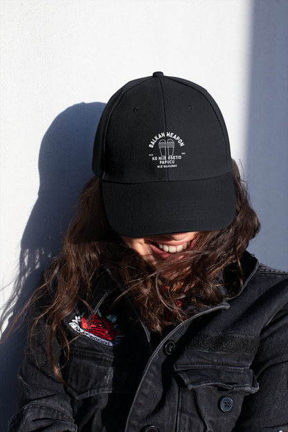 Unisex Dad Cap „Balkan Weapon – Ko nije osetio papuču, nije Balkanac“ – Lustige Balkan Cap