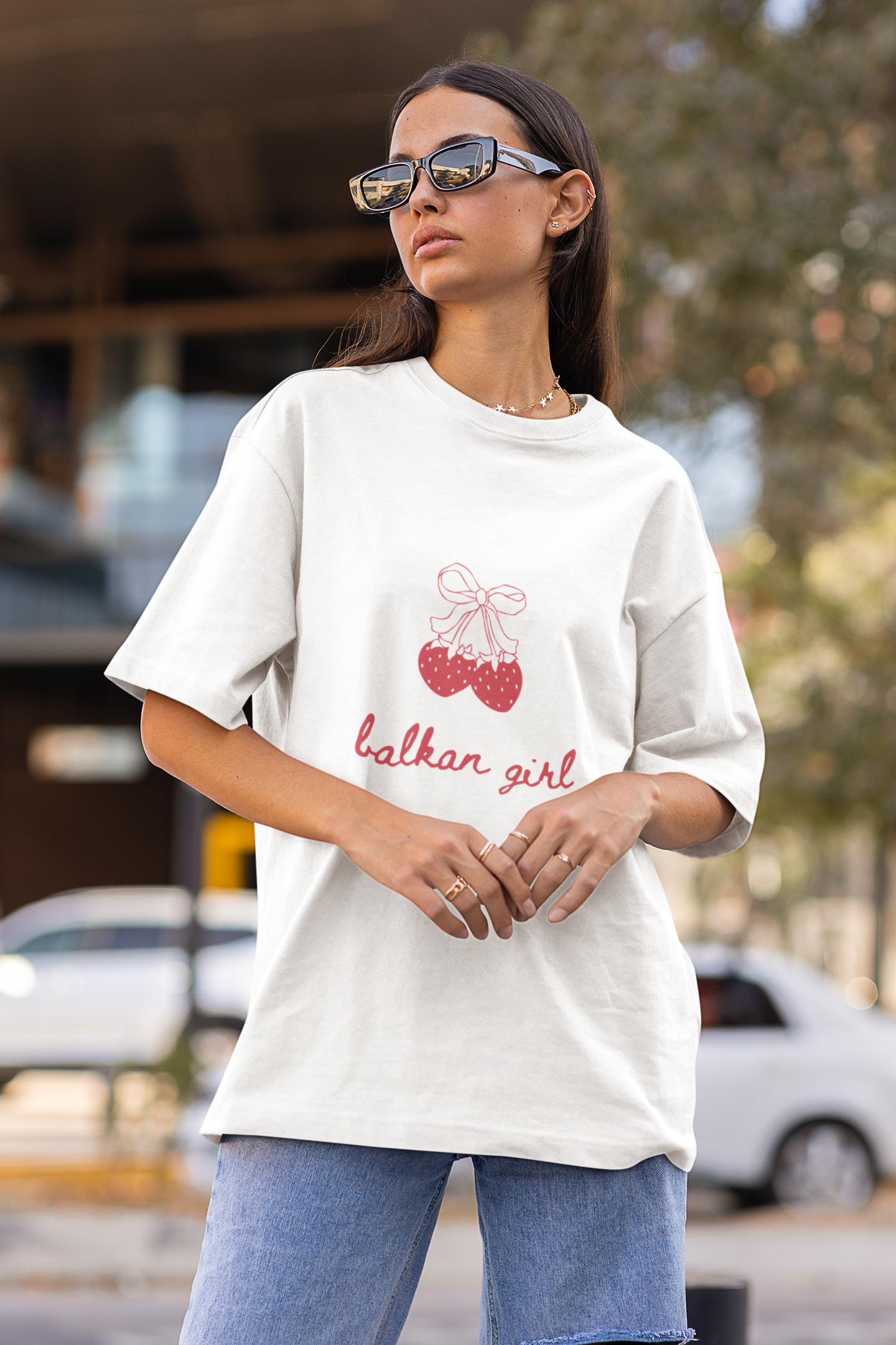 Oversized Shirt "Balkan Girl"