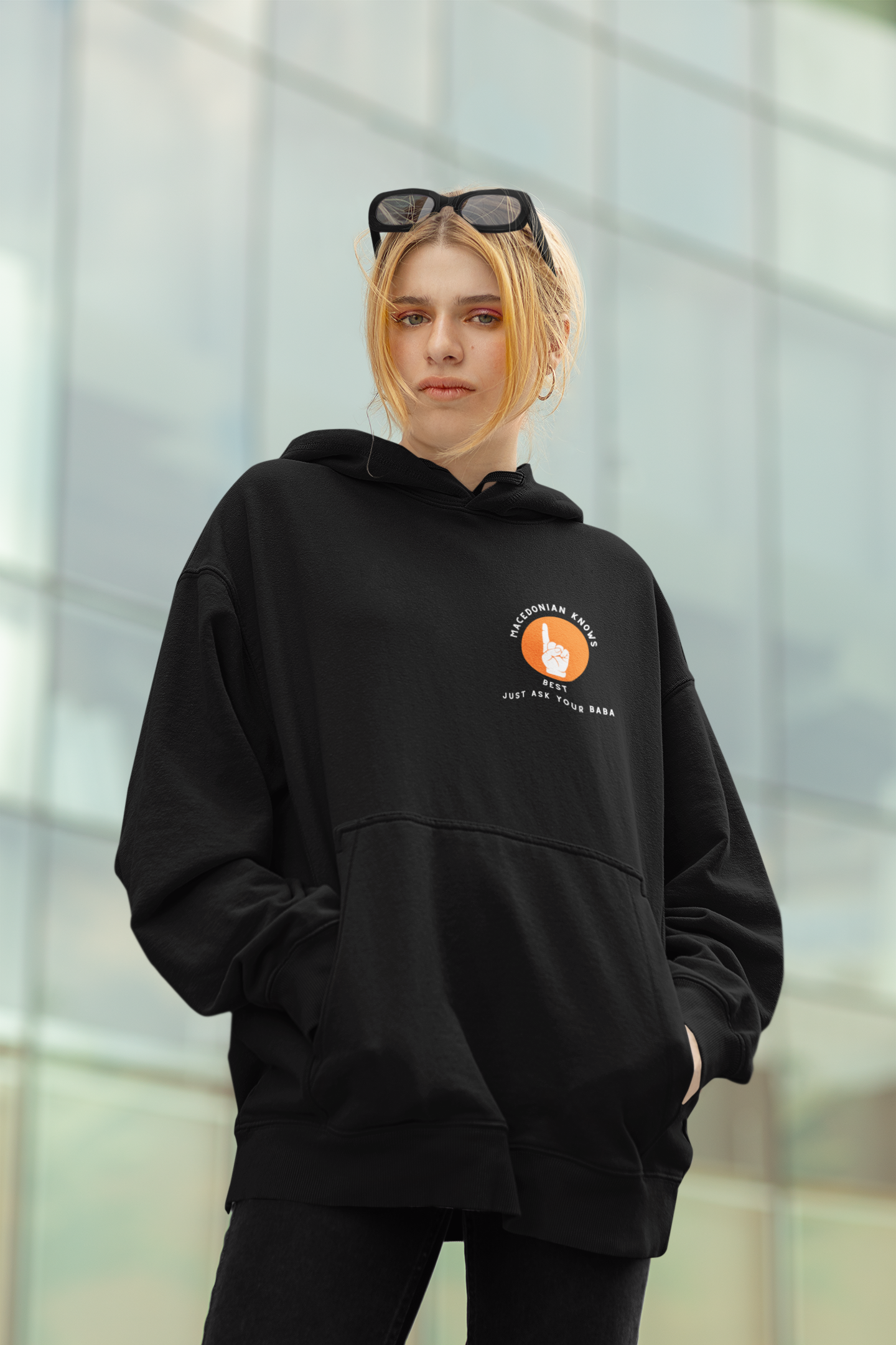 Oversized Hoodie "Macedonian Knows Best"